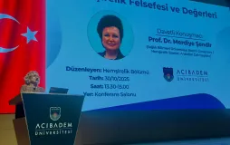 "Hemşirelik Felsefesi ve Değerleri" Konferansı Gerçekleştirildi