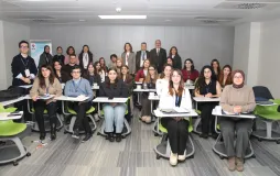 Acıbadem Üniversitesi’nde TÜBİTAK 2237-A Proje Yazma Eğitimi Düzenlendi
